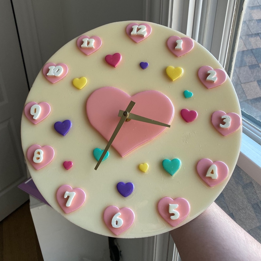 VINTAGE CLOCK